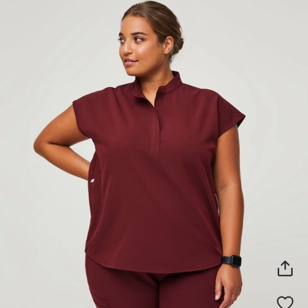 FIGS Rafaela Scrub Top